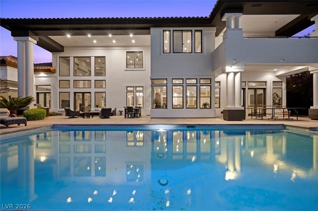 9708 Winter Palace Drive, Las Vegas, NV 89145