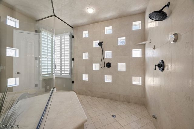 9708 Winter Palace Drive, Las Vegas, NV 89145