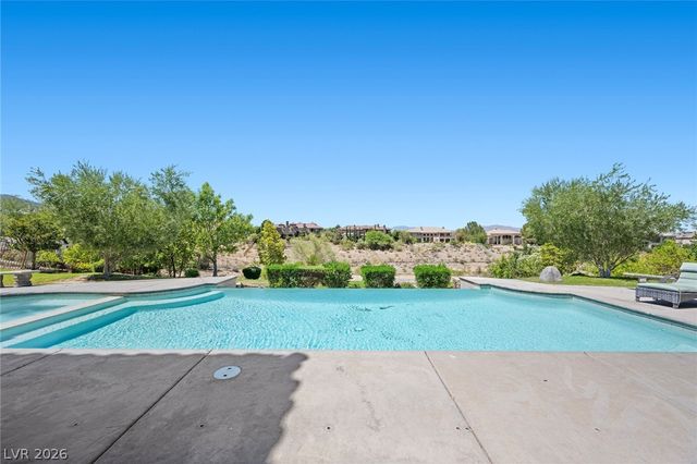 9708 Winter Palace Drive, Las Vegas, NV 89145