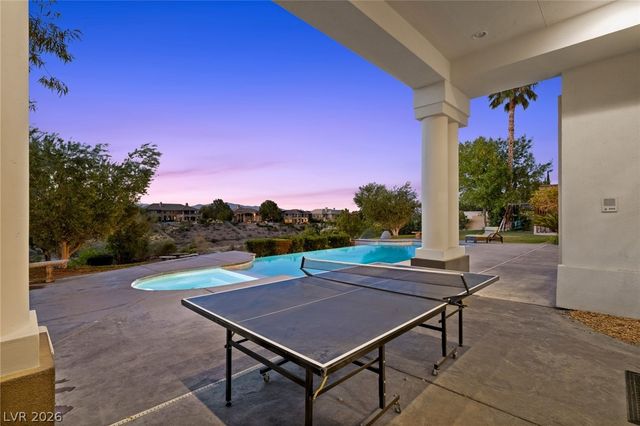 9708 Winter Palace Drive, Las Vegas, NV 89145