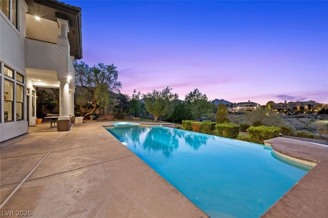 9708 Winter Palace Drive, Las Vegas, NV 89145