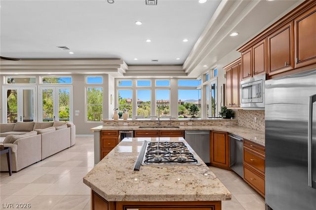 9708 Winter Palace Drive, Las Vegas, NV 89145