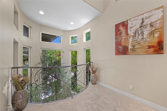 9708 Winter Palace Drive, Las Vegas, NV 89145
