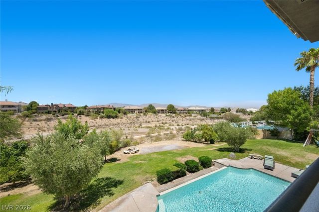 9708 Winter Palace Drive, Las Vegas, NV 89145