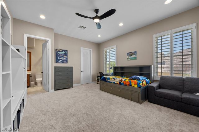 9708 Winter Palace Drive, Las Vegas, NV 89145