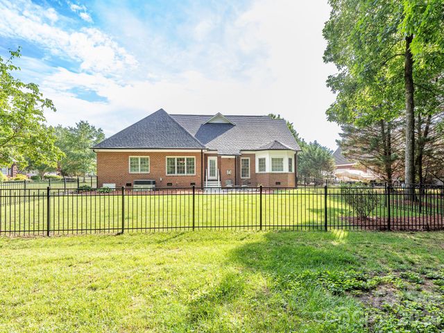 3672 Charolais Lane, Harrisburg, NC 28075