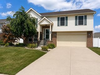 20790 Briarwood Street, Brownstown, MI 48183