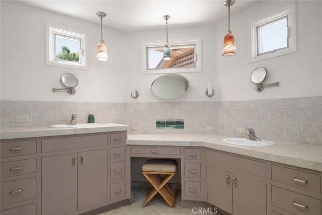 419 Irvine Avenue, Newport Beach, CA 92663