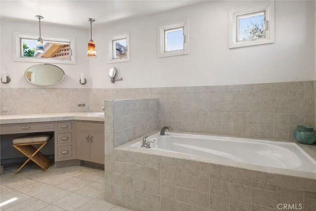419 Irvine Avenue, Newport Beach, CA 92663
