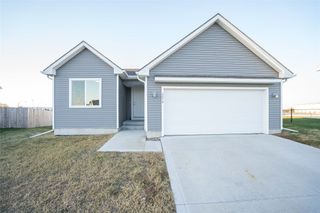 3214 Locust Street SW, Bondurant, IA 50035