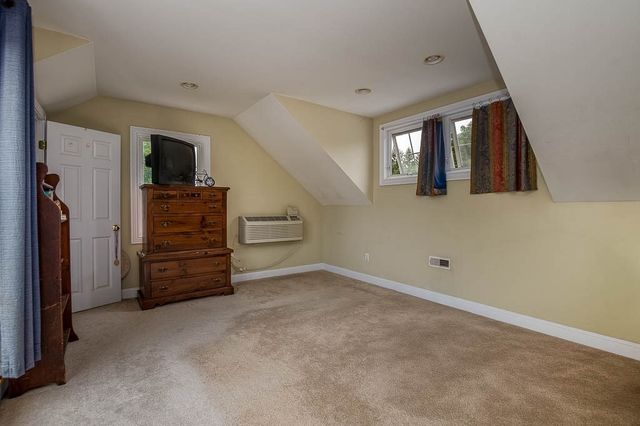 289 Chace Street B, Clinton, MA 01510