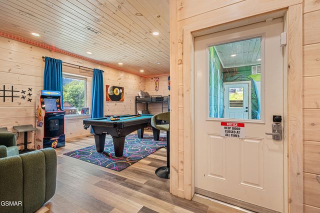 510 Warbonnet Wy, Pigeon Forge, TN 37863