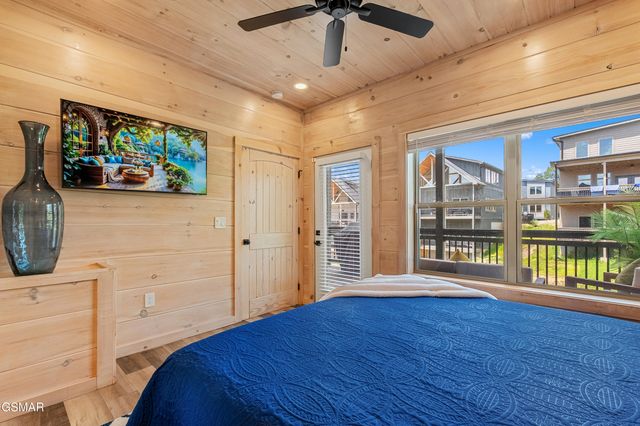 510 Warbonnet Wy, Pigeon Forge, TN 37863