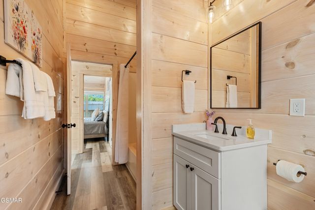 510 Warbonnet Wy, Pigeon Forge, TN 37863