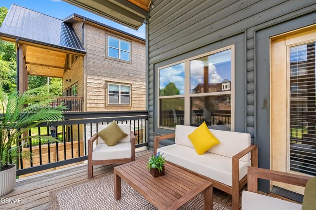 510 Warbonnet Wy, Pigeon Forge, TN 37863