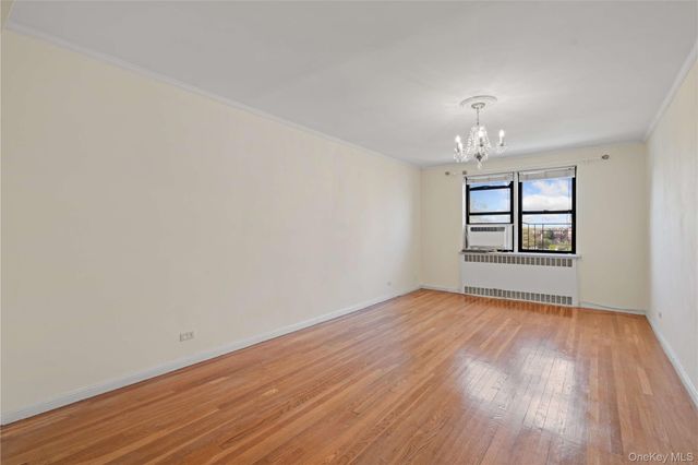 6787 Booth Street 5H, Forest Hills, NY 11375