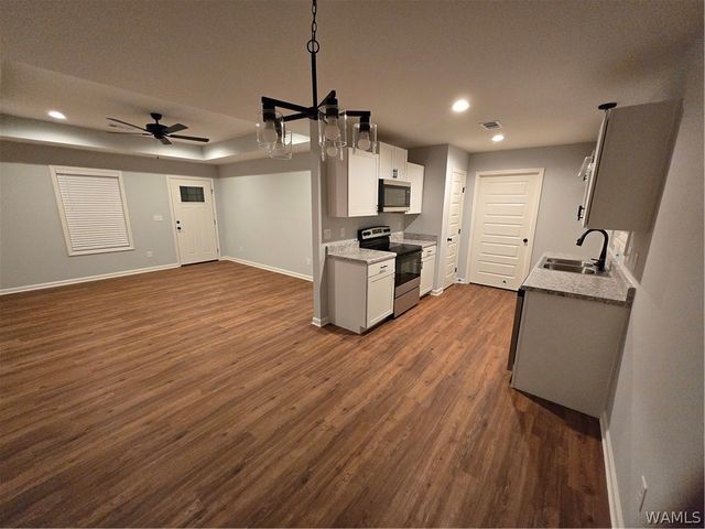 2132 4th E, Tuscaloosa, AL 35404