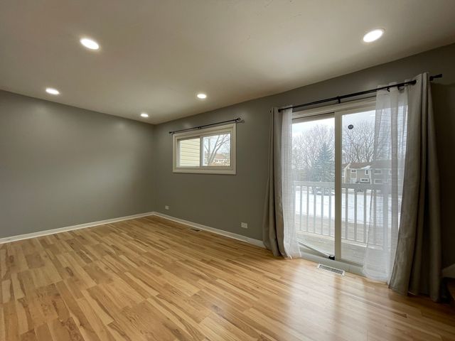 1105 Sandpiper Court, Bartlett, IL 60103