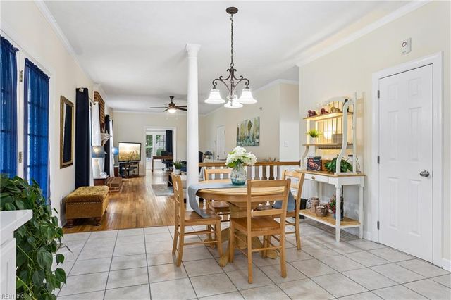 102 Homestead PL, Yorktown, VA 23693