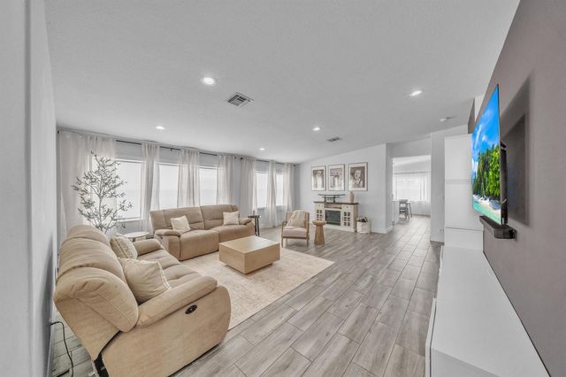 15216 S Tranquility Lake Drive, Delray Beach, FL 33446