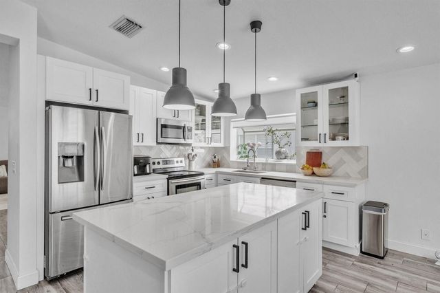 15216 S Tranquility Lake Drive, Delray Beach, FL 33446