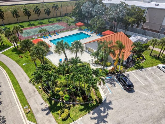 15216 S Tranquility Lake Drive, Delray Beach, FL 33446