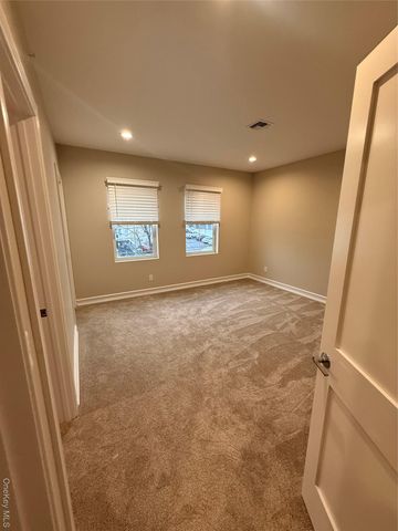 122 Greenwich Avenue 303, Goshen, NY 10924