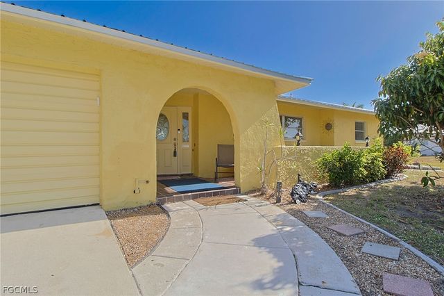 147 Coral DR, Fort Myers, FL 33905