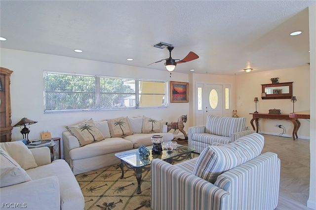 147 Coral DR, Fort Myers, FL 33905