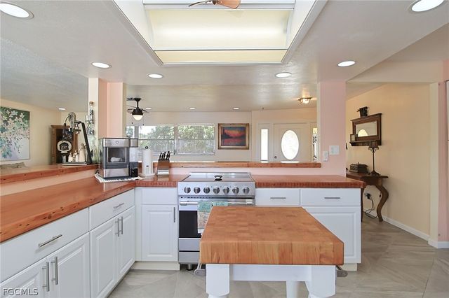 147 Coral DR, Fort Myers, FL 33905