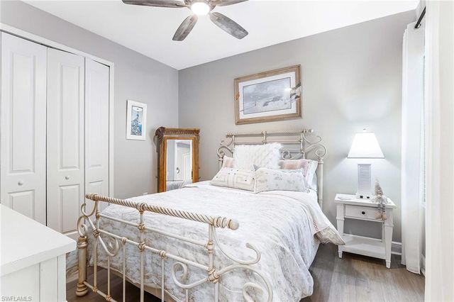 2238 Marquesa CIR, Naples, FL 34112