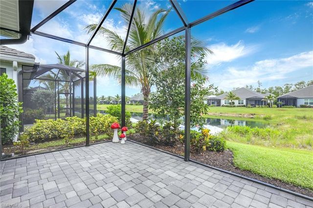 2238 Marquesa CIR, Naples, FL 34112