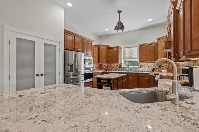 210 166TH STREET NE, Bradenton, FL 34212