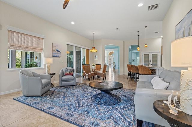 210 166TH STREET NE, Bradenton, FL 34212