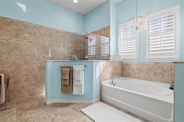 210 166TH STREET NE, Bradenton, FL 34212