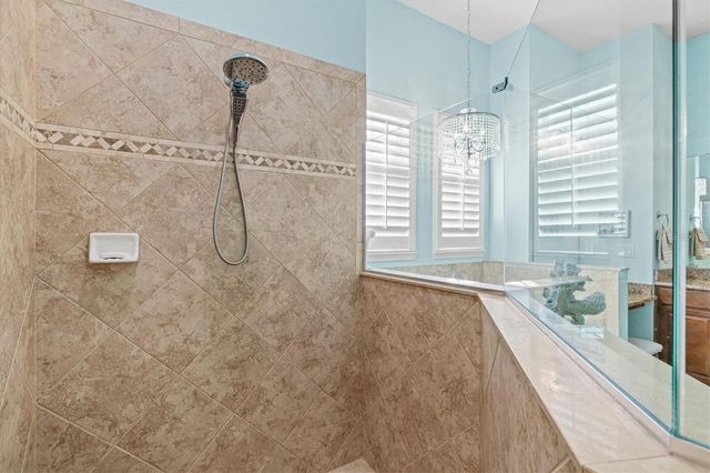 210 166TH STREET NE, Bradenton, FL 34212