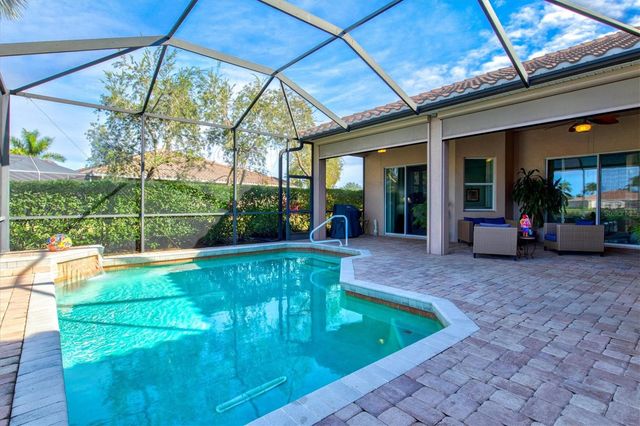 210 166TH STREET NE, Bradenton, FL 34212