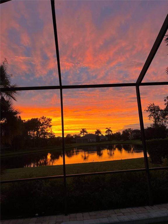 Image 66 of property listing at 210 166TH STREET NE, Bradenton, FL 34212