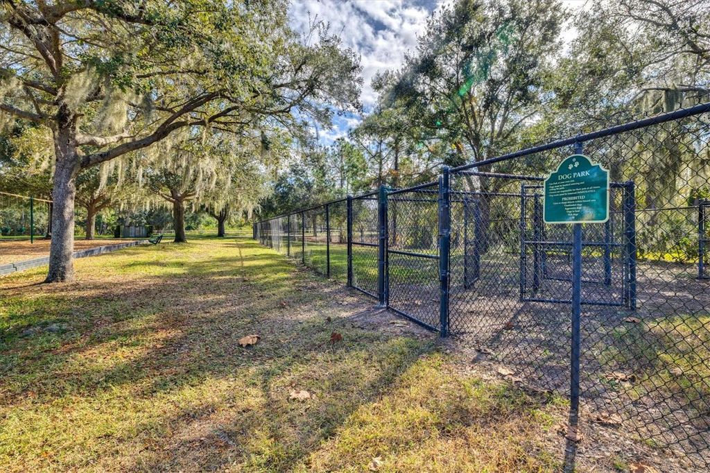 Image 71 of property listing at 210 166TH STREET NE, Bradenton, FL 34212