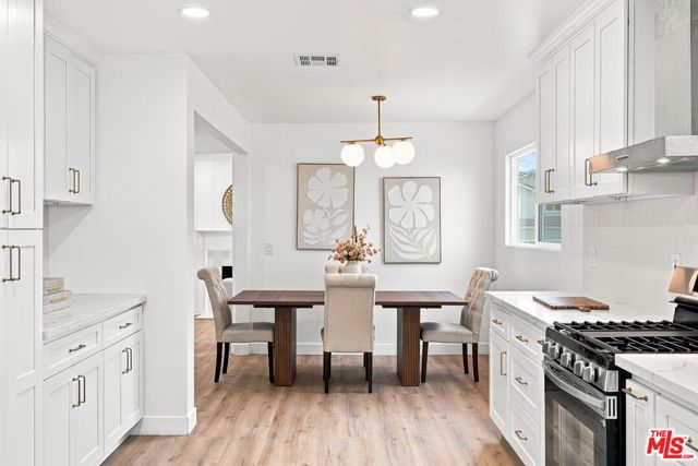 7800 S Victoria Avenue, Los Angeles, CA 90043