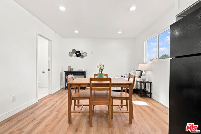 7800 S Victoria Avenue, Los Angeles, CA 90043