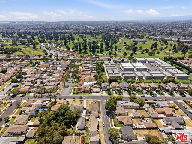 7800 S Victoria Avenue, Los Angeles, CA 90043