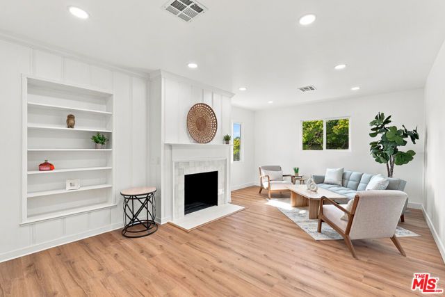 7800 S Victoria Avenue, Los Angeles, CA 90043