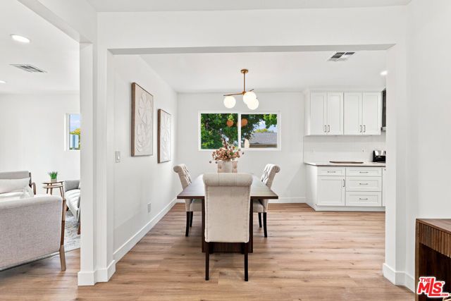 7800 S Victoria Avenue, Los Angeles, CA 90043