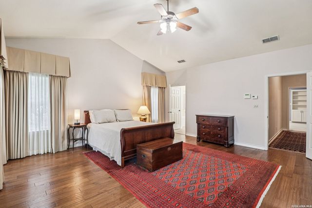1904 Summit Ridge, Kerrville, TX 78028