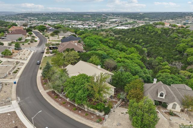 1904 Summit Ridge, Kerrville, TX 78028