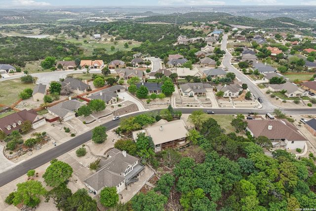 1904 Summit Ridge, Kerrville, TX 78028