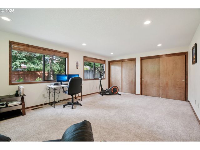 11306 Se NANCY Rd, Vancouver, WA 98664