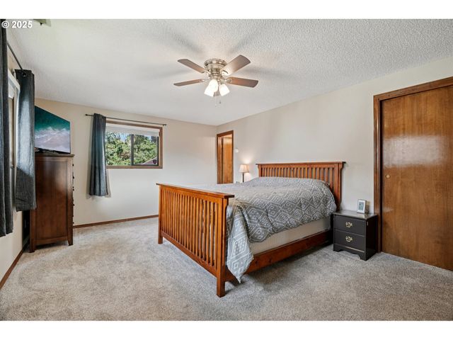 11306 Se NANCY Rd, Vancouver, WA 98664