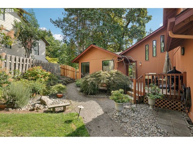 11306 Se NANCY Rd, Vancouver, WA 98664